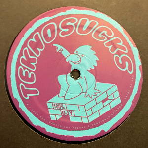 Teknosucks 100% DJ Y